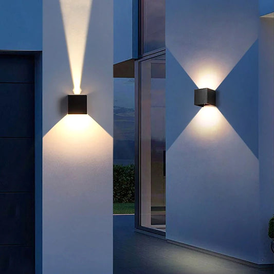 Ellinor LED Wall Lamp